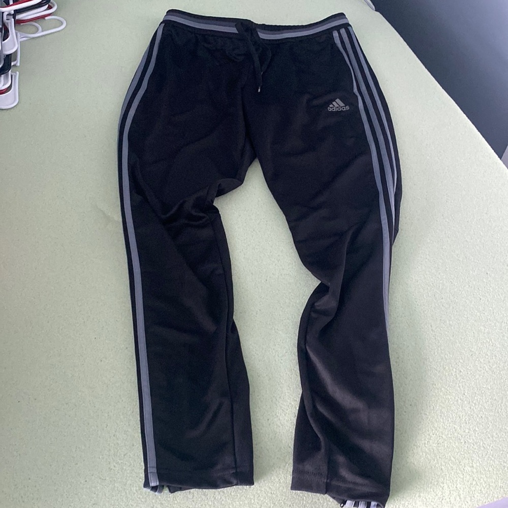 adidas pants sz M